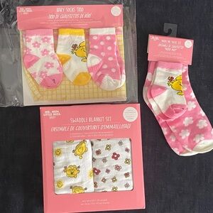 Jujube Little Miss Baby Socks and Swaddle Set